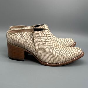 Freebird Shae Snakeskin Ankle Block Heel Womens 7 Boots Tan White Pointed Shoes